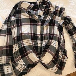 FLANNEL - TIED IN FRONT